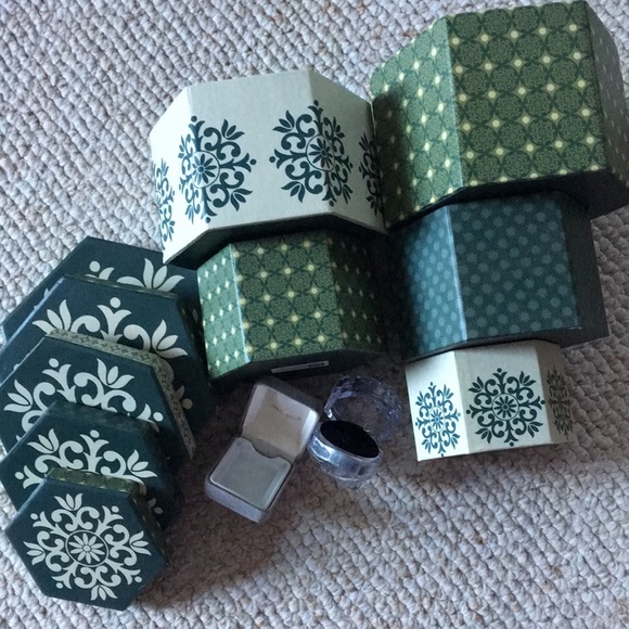 🍀NEW Set of 7 GIFT BOXES🍀 - Picture 4 of 9